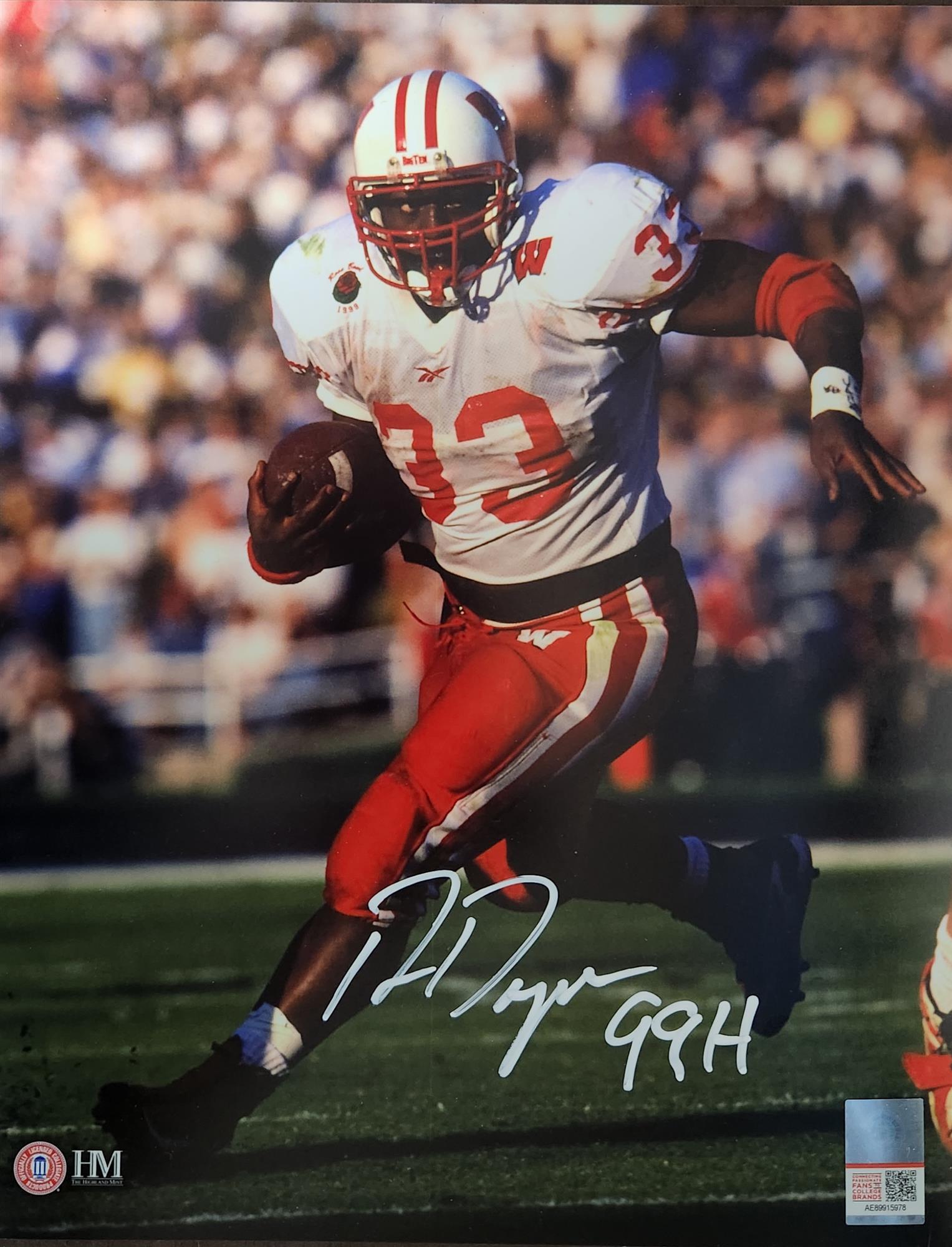 RON DAYNE SIGNED 8X10 BADGERS PHOTO #1