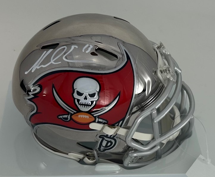 MIKE EVANS SIGNED RIDDELL BUCCANEERS CHROME SPEED MINI HELMET - BAS