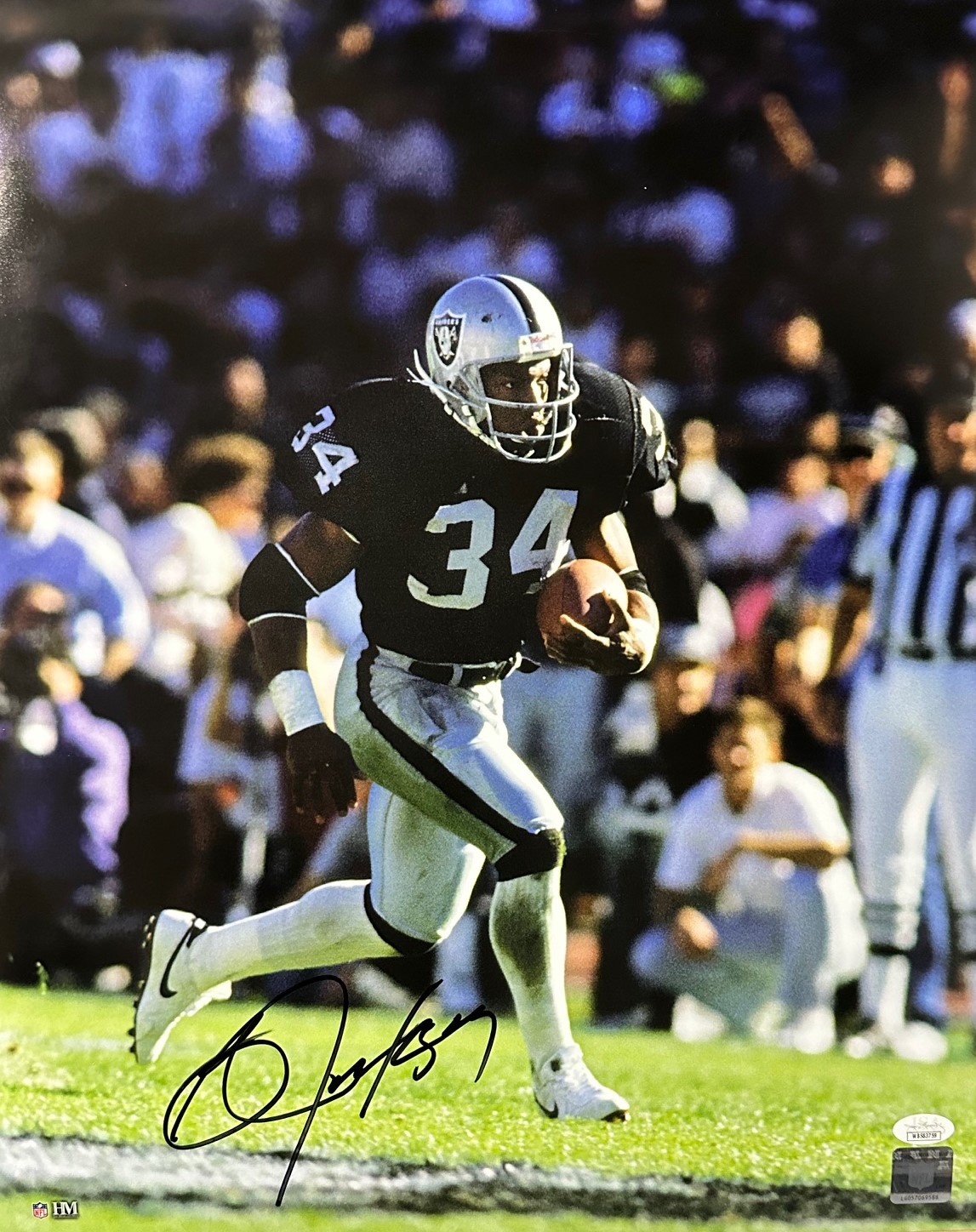 BO JACKSON SIGNED 16X20 OAK RAIDERS PHOTO #1 - JSA