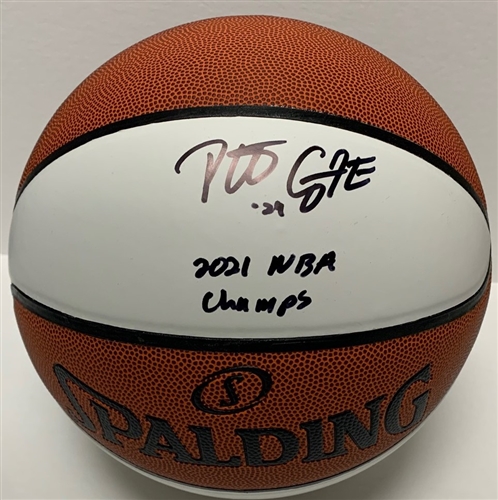 PAT CONNAUGHTON SIGNED FULL SIZE SPALDING WHITE PANEL BASKETBALL W/ SCRIPT - JSA