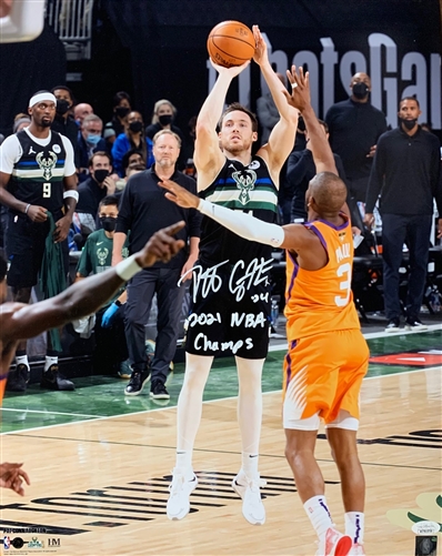 PAT CONNAUGHTON SIGNED 16x20 BUCKS PHOTO #3 W/ NBA CHAMP - JSA