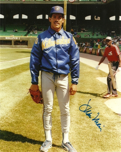 JUAN NIEVES SIGNED 8X10 BREWERS PHOTO #1