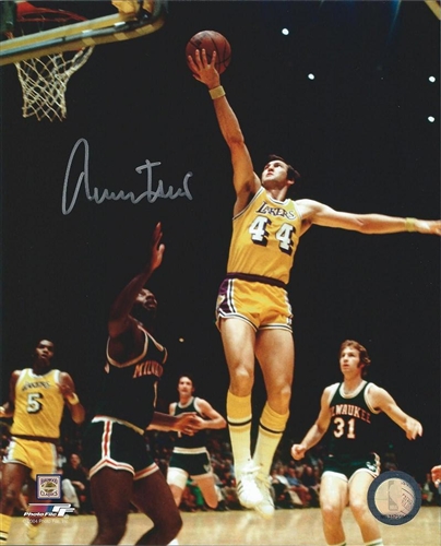 JERRY WEST SIGNED 8X10 LA LAKERS PHOTO #1